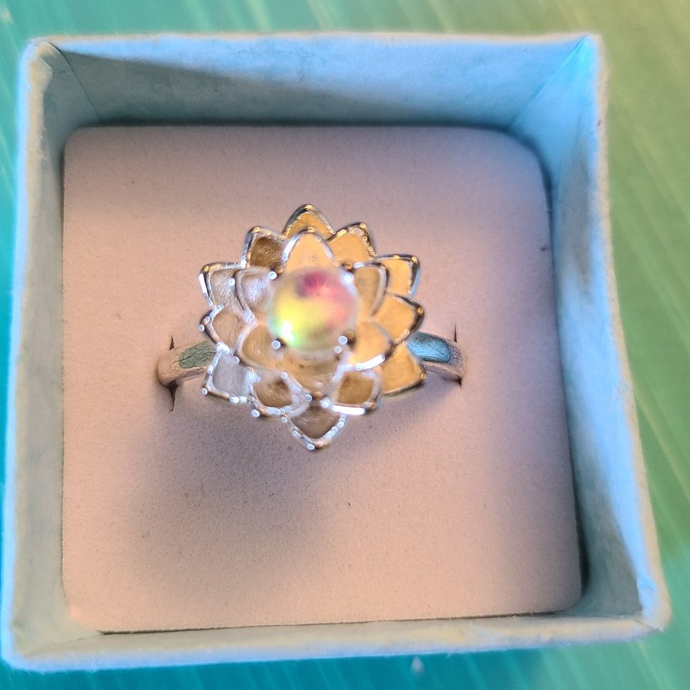 Lotus Ring